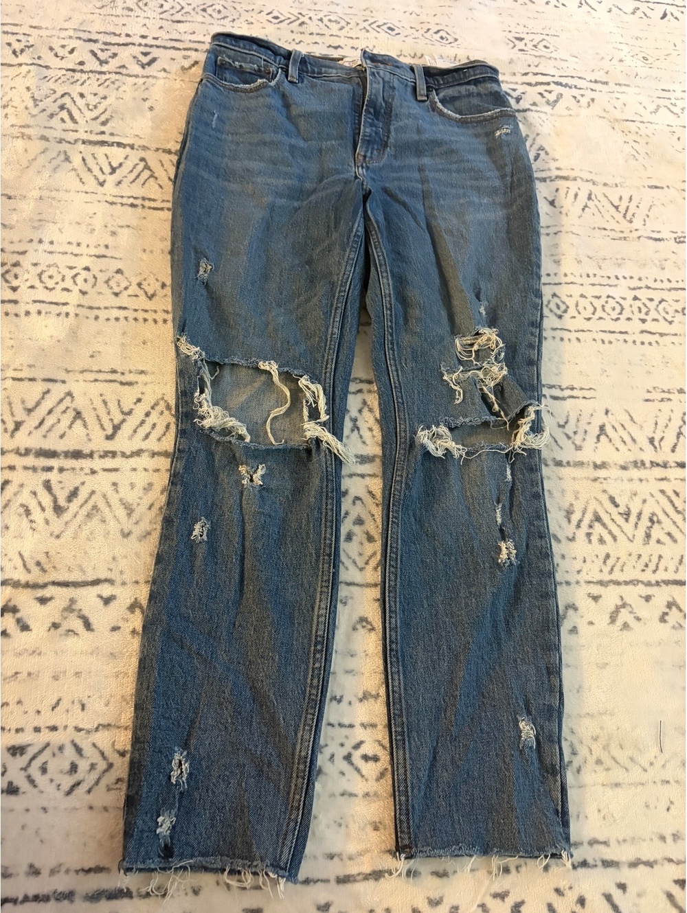 Abercrombie & Fitch The Skinny High Rise Distressed Jeans Size 28